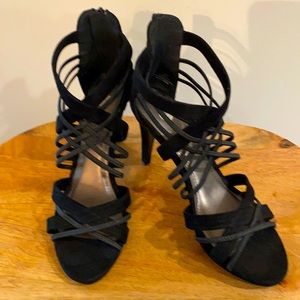 NEW Women’s Black High Heel Dress Shoes